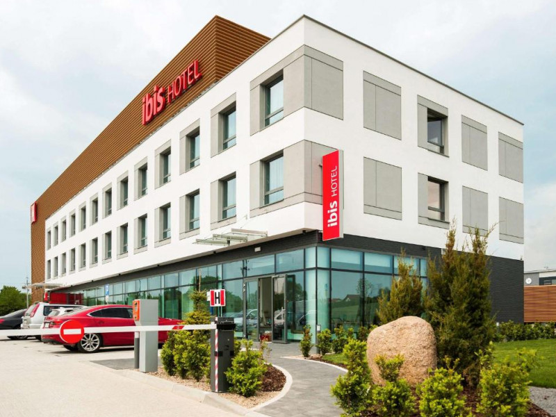 hotel-ibis-poznan-polnoc-w-suchym-lesie zdjęcie prezentacji gdzie wesele