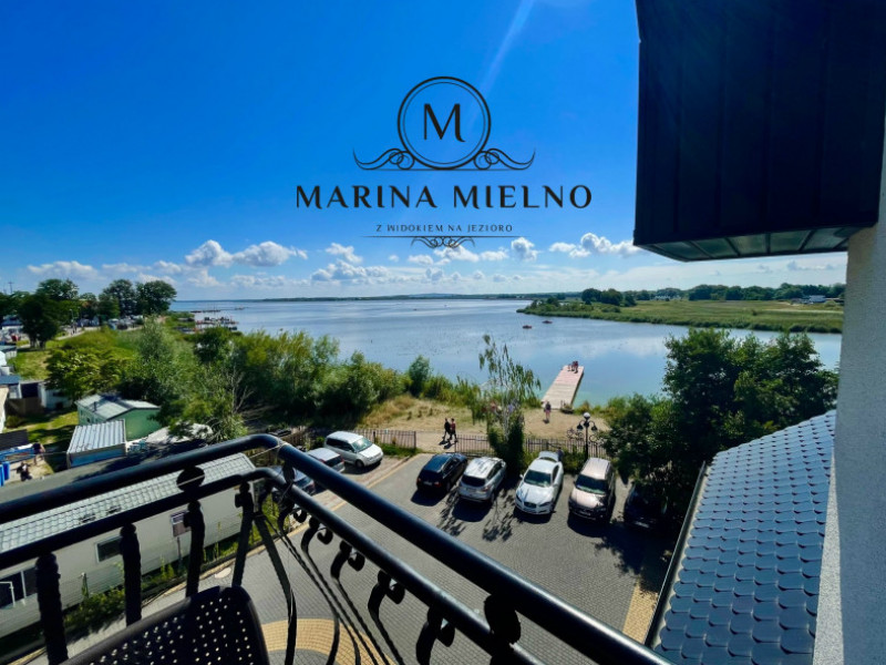 marina-mielno-z-widokiem-na-jezioro zdjęcie prezentacji gdzie wesele