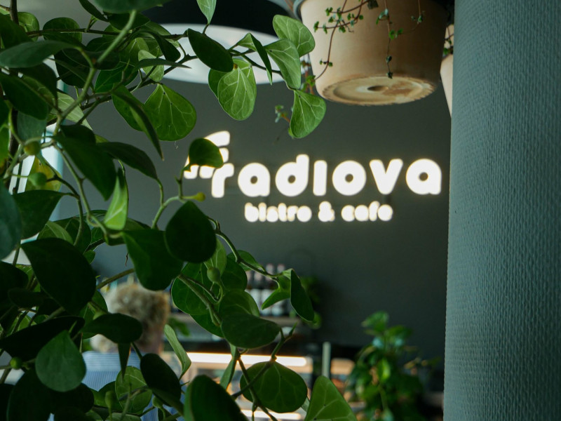 radiova-bistro-cafe zdjęcie prezentacji gdzie wesele